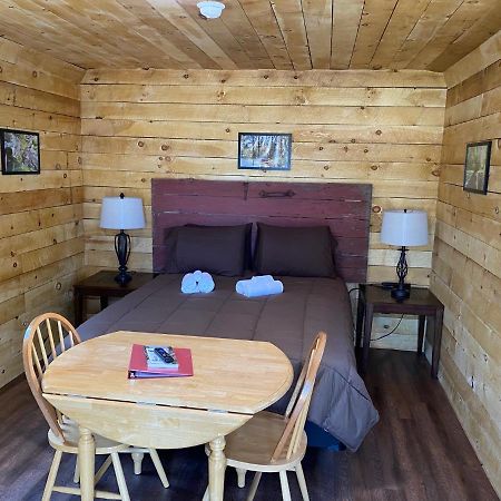 Canal Cabins Paw Paw Dış mekan fotoğraf