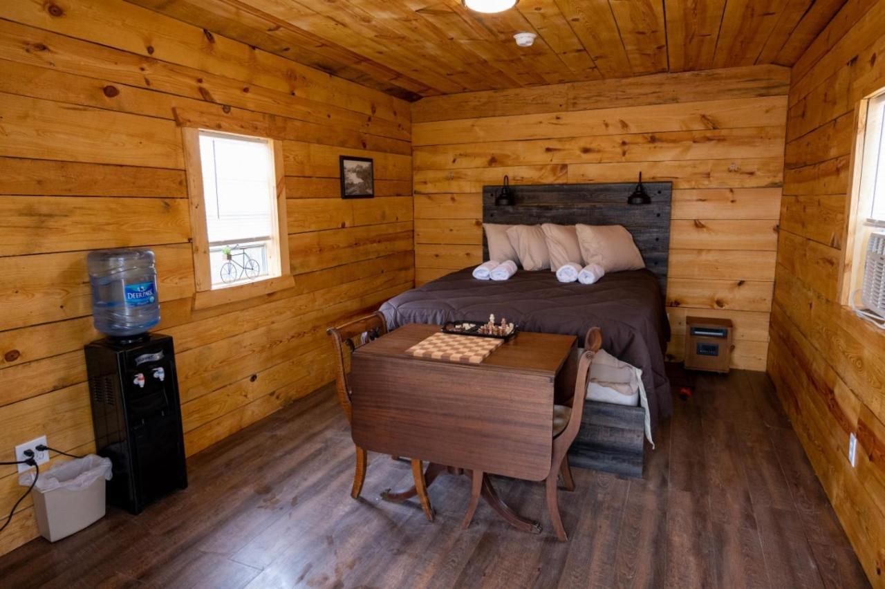 Canal Cabins Paw Paw Dış mekan fotoğraf